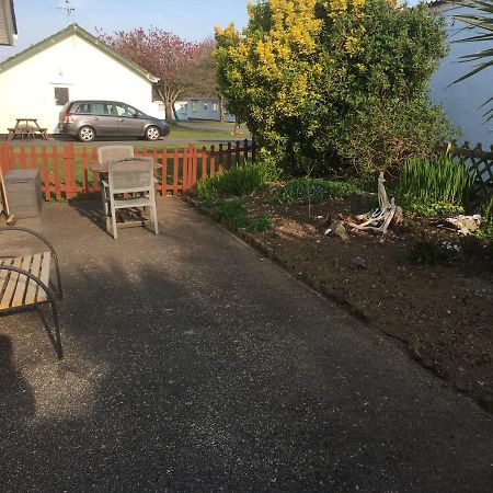 Number 43 The Gower Holiday Village Swansea Bagian luar foto
