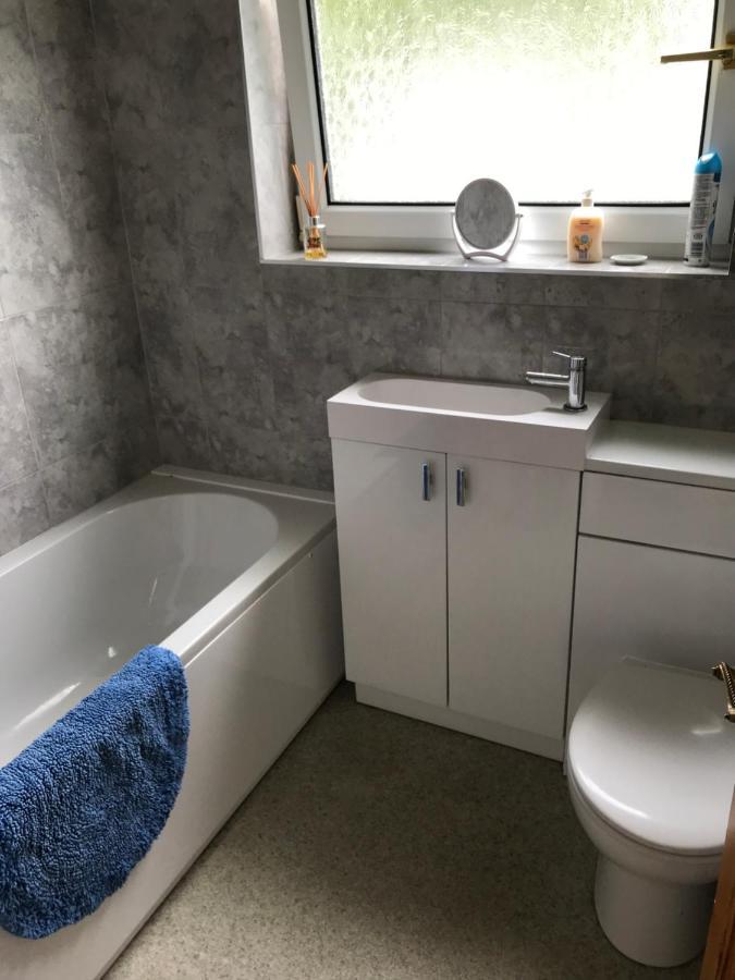 Number 43 The Gower Holiday Village Swansea Bagian luar foto