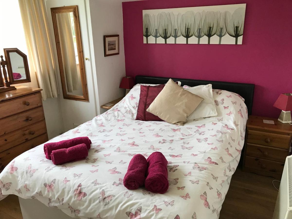 Number 43 The Gower Holiday Village Swansea Bagian luar foto
